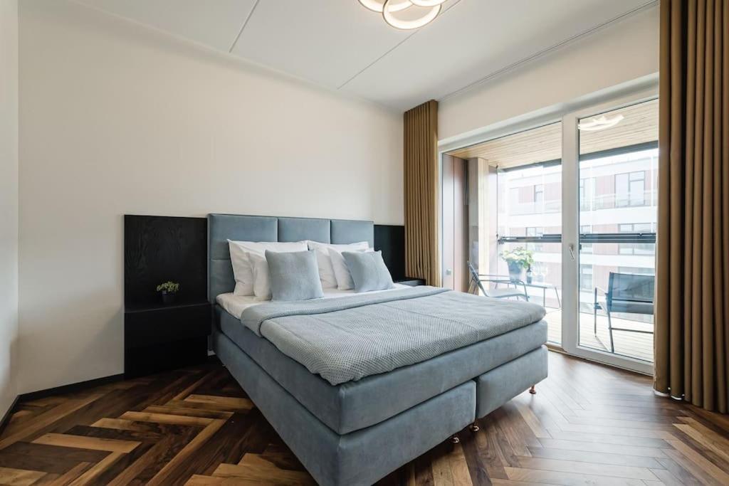 Hilltop - Luxurious Sea View Huoneisto